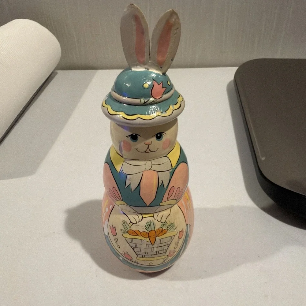 Midwest Of Cannon Falls 11 Pieces‎ Wooden Nesting Easter Bunny Rabbits READ